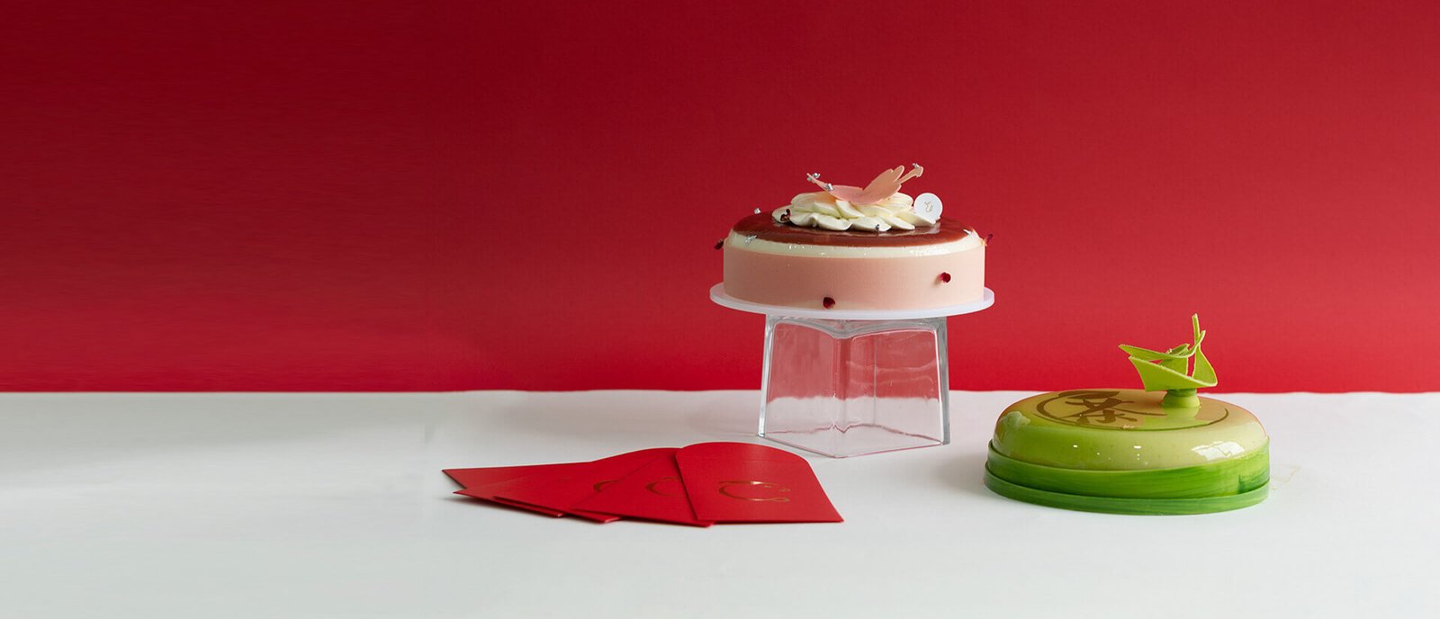 Eggless cake baking
